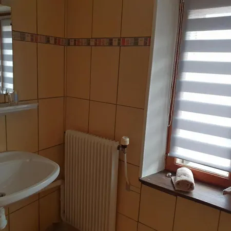 Maison D'hotes A Ventron, A Proximite De La Bresse Et Gerardmer - Fr-1-589-567 Couette-café